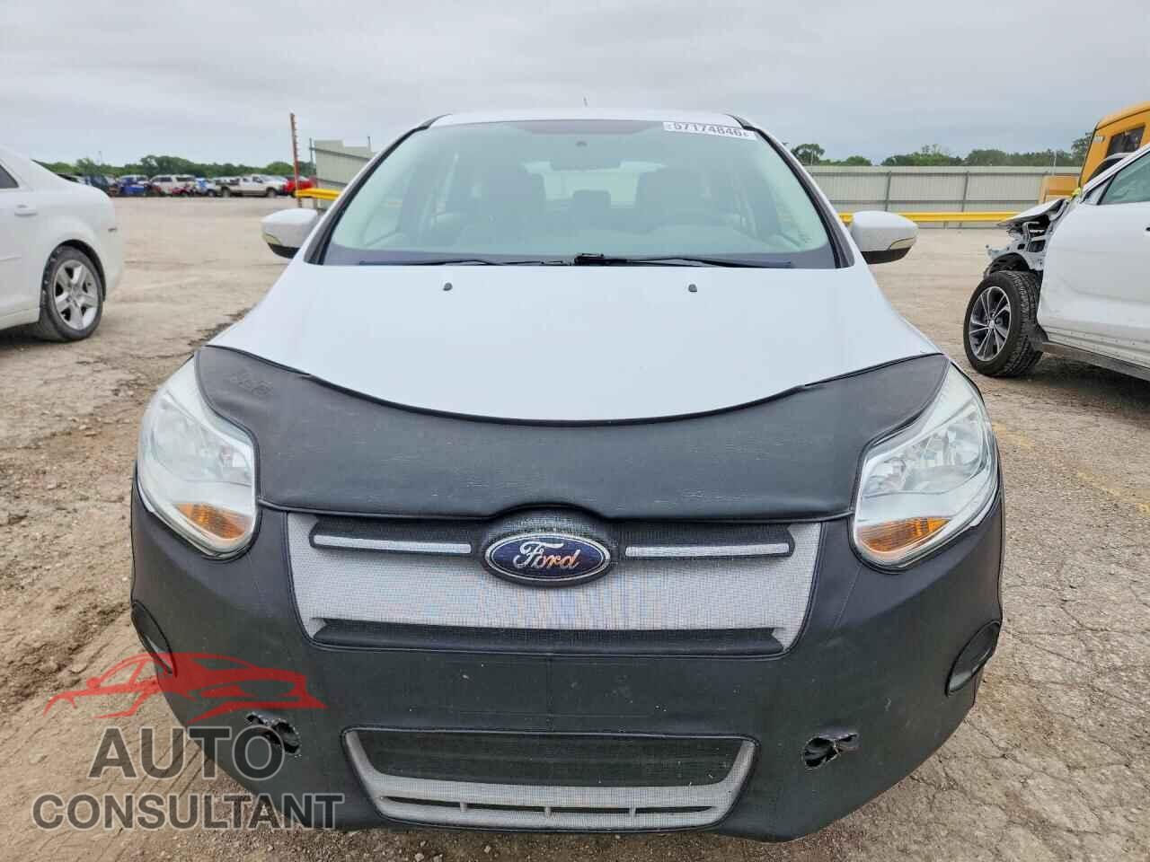 FORD FOCUS 2013 - 1FADP3K28DL373293