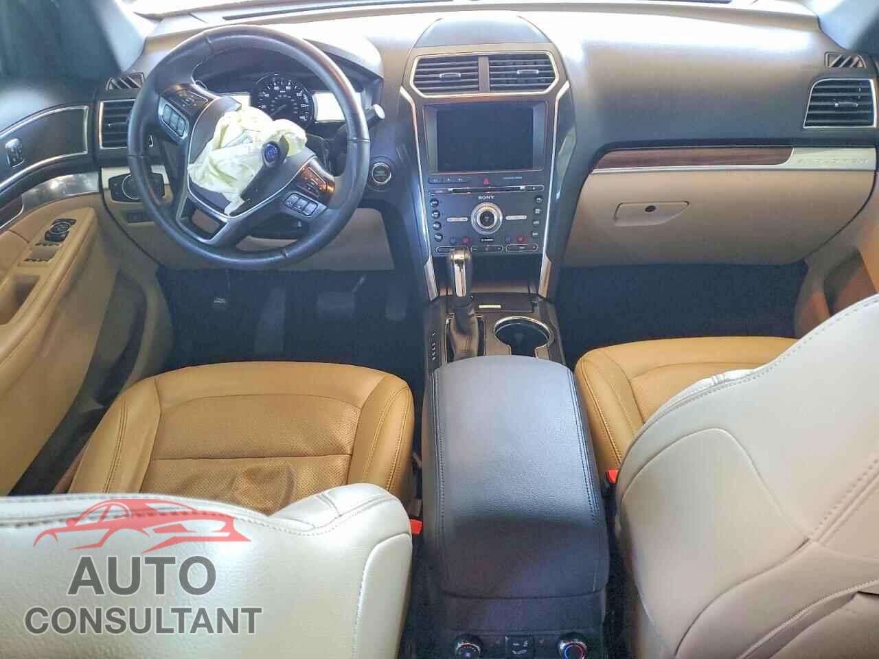 FORD EXPLORER 2017 - 1FM5K7FH1HGB18921