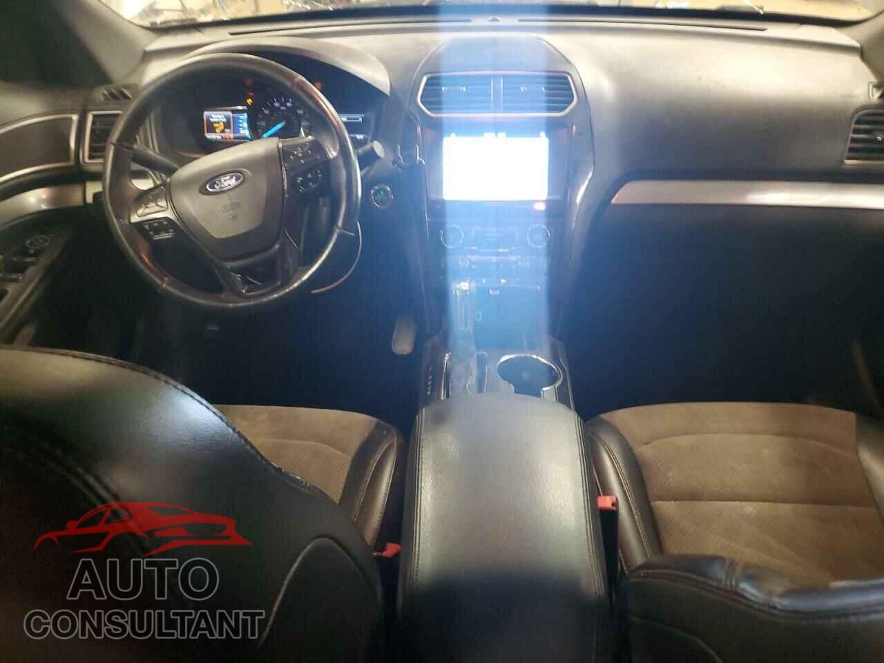 FORD EXPLORER 2017 - 1FM5K8D88HGB26121
