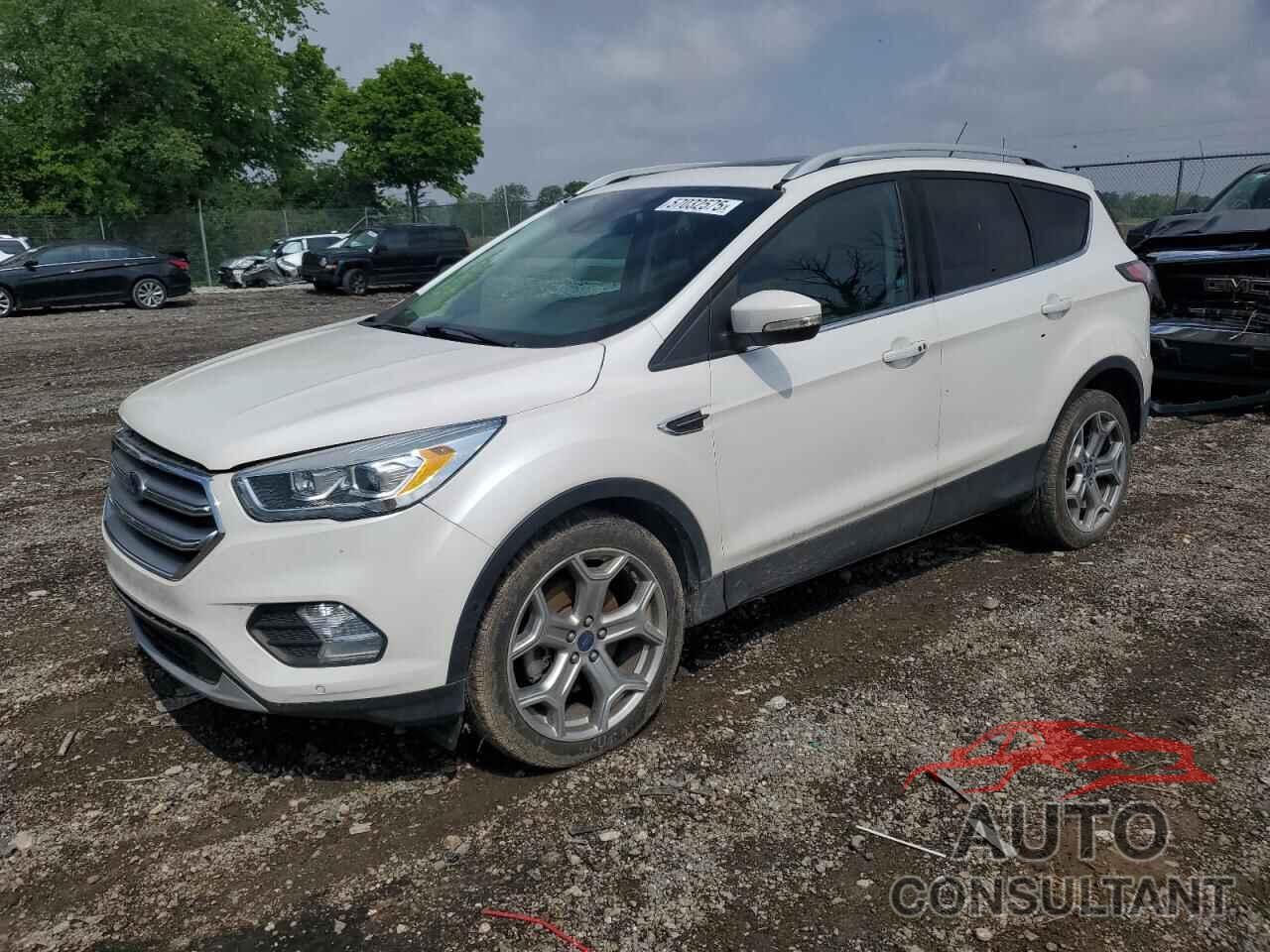 FORD ESCAPE 2017 - 1FMCU9J95HUA13233