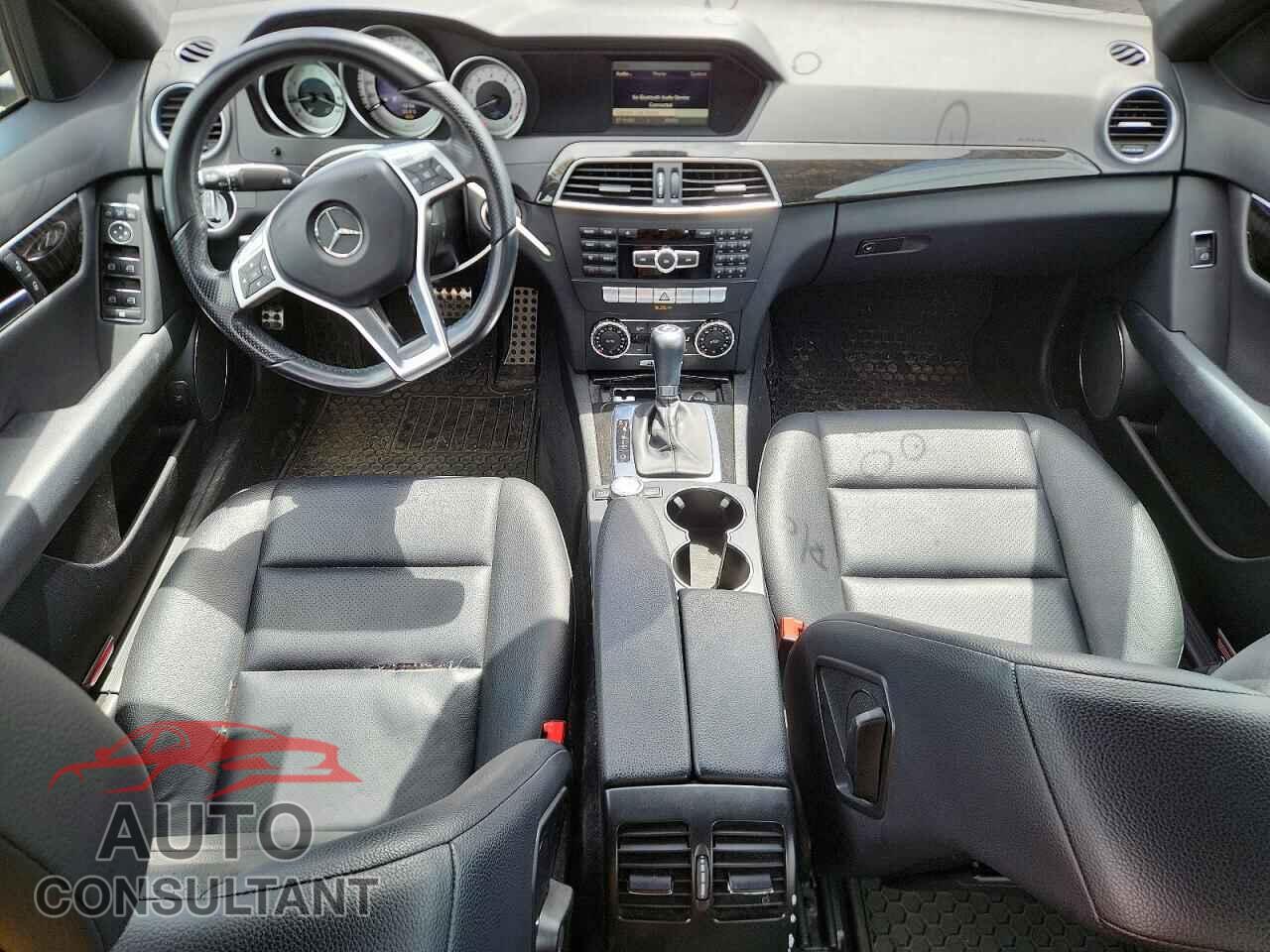 MERCEDES-BENZ C-CLASS 2013 - WDDGF8AB1DA869319