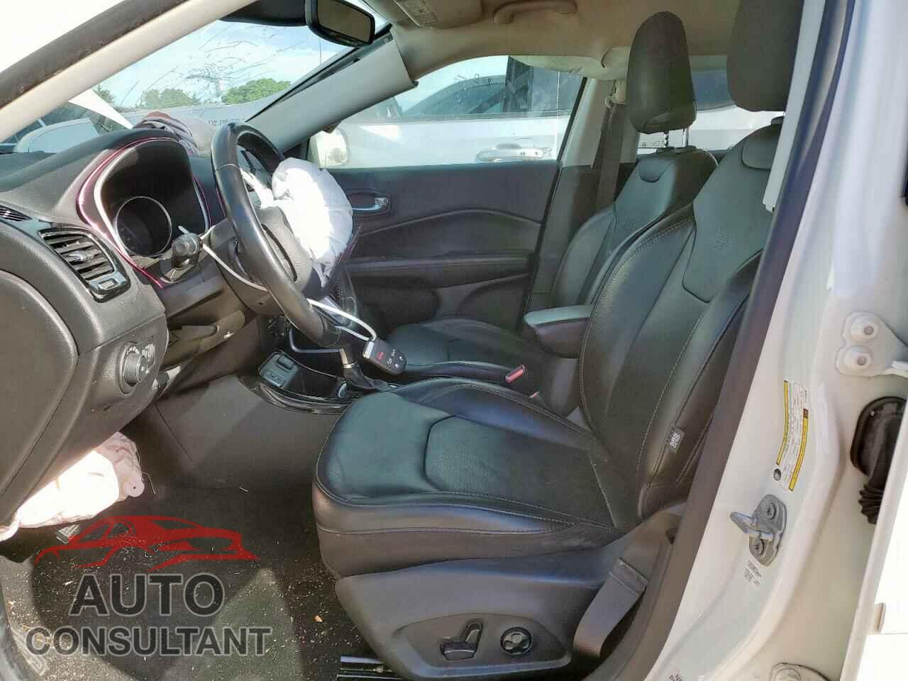 JEEP COMPASS 2020 - 3C4NJCCB4LT122675