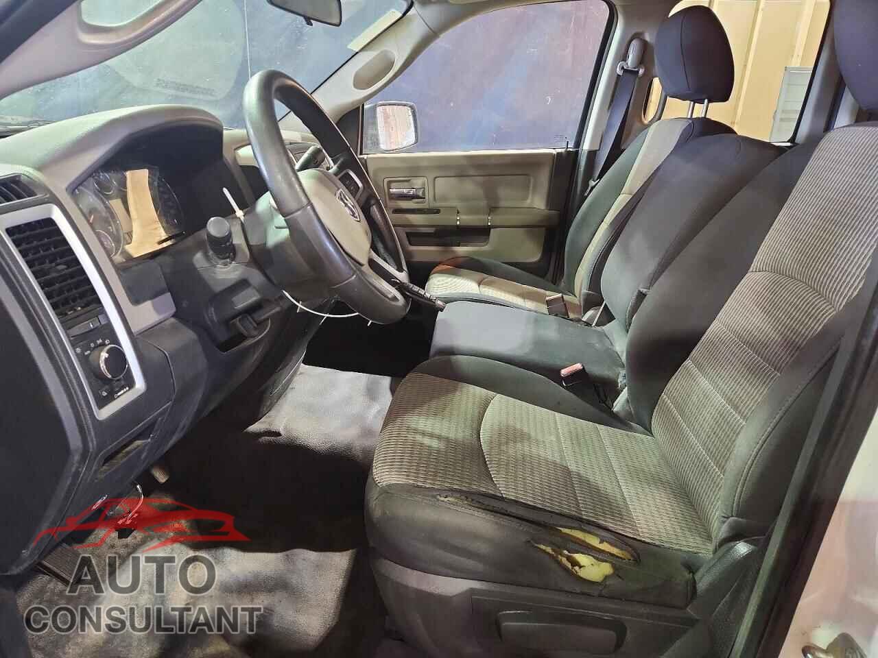 DODGE RAM 1500 2011 - 1D7RV1GP1BS580552