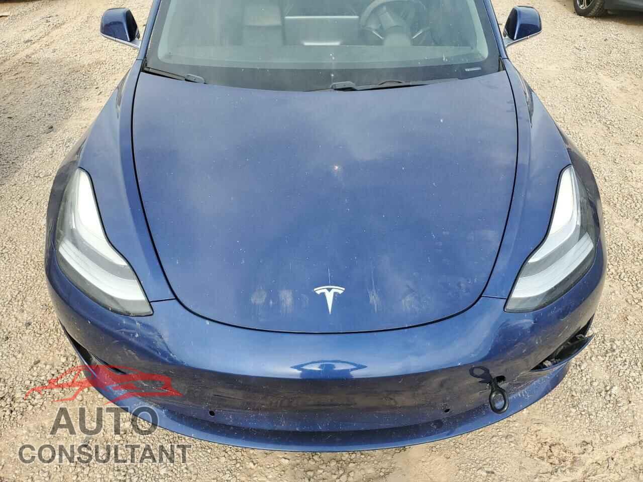 TESLA MODEL 3 2019 - 5YJ3E1EB7KF452885