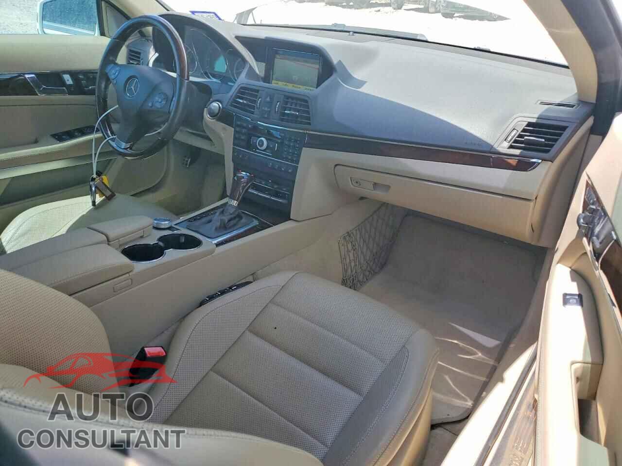 MERCEDES-BENZ E-CLASS 2011 - WDDKK5GF3BF098330