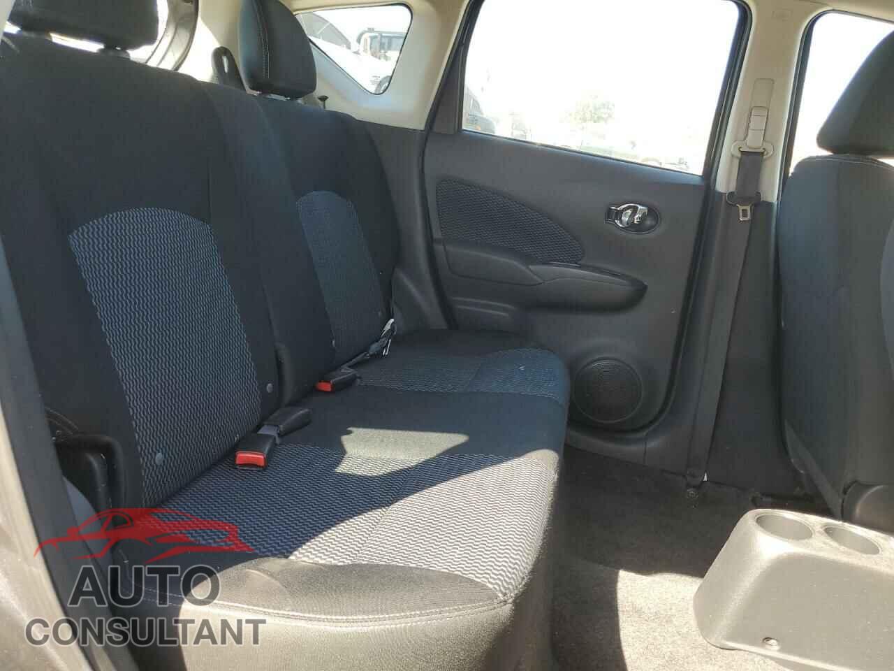NISSAN VERSA 2016 - 3N1CE2CP4GL362979