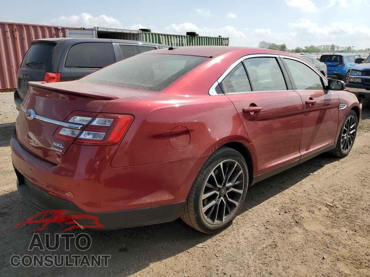 FORD TAURUS 2018 - 1FAHP2E81JG111275