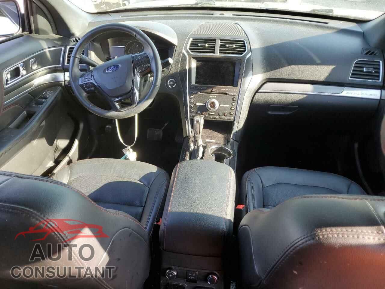 FORD EXPLORER 2017 - 1FM5K8GT2HGD82948