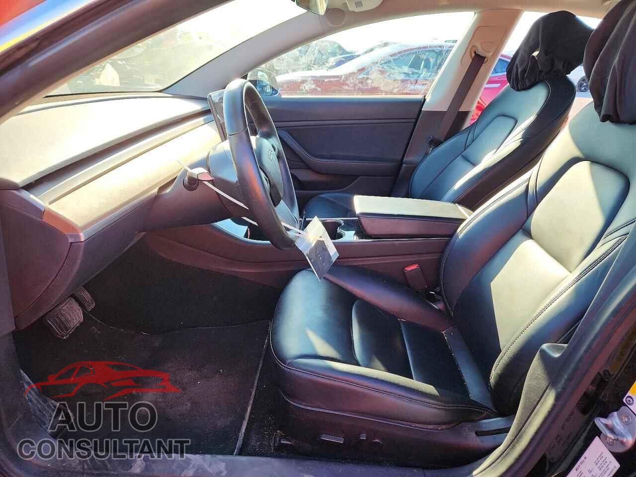TESLA MODEL 3 2019 - 5YJ3E1EBXKF453335