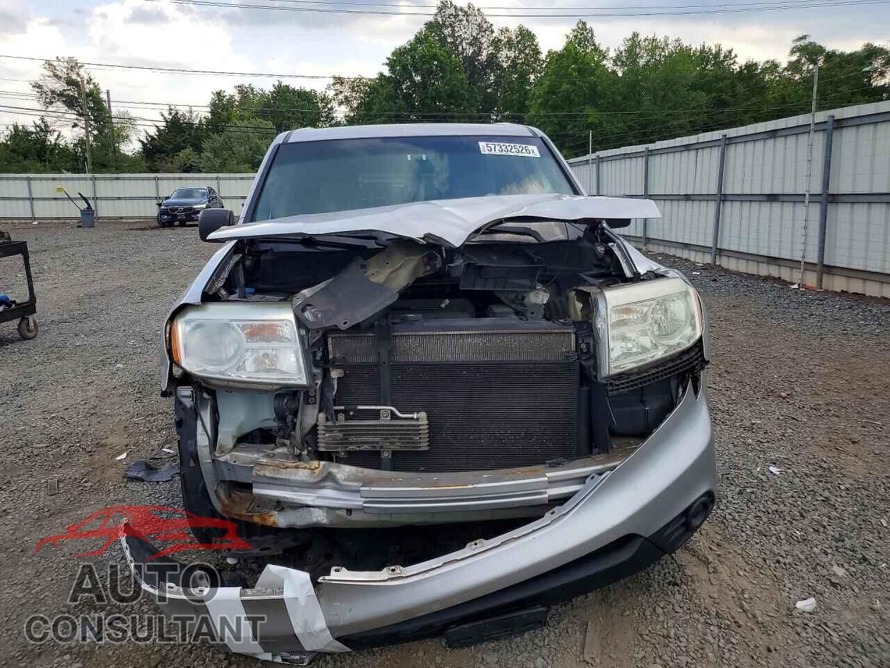 HONDA PILOT 2015 - 5FNYF4H26FB041130