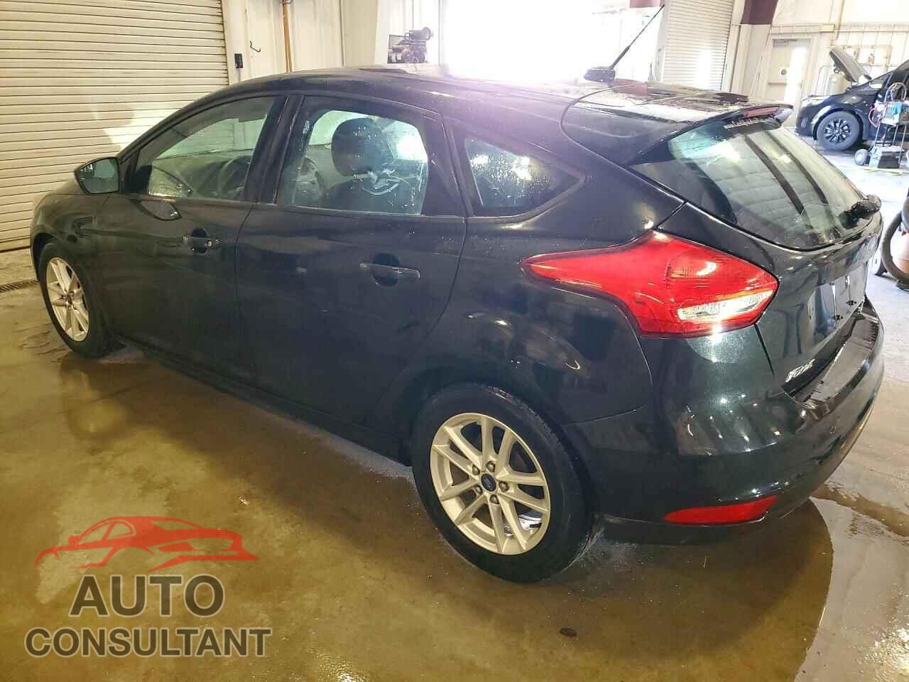 FORD FOCUS 2015 - 1FADP3K21FL308031
