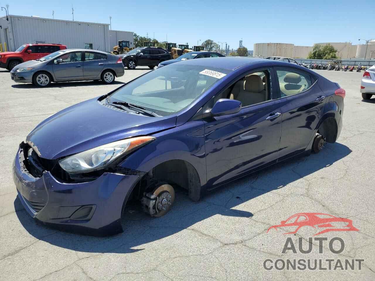 HYUNDAI ELANTRA 2013 - 5NPDH4AE3DH308784