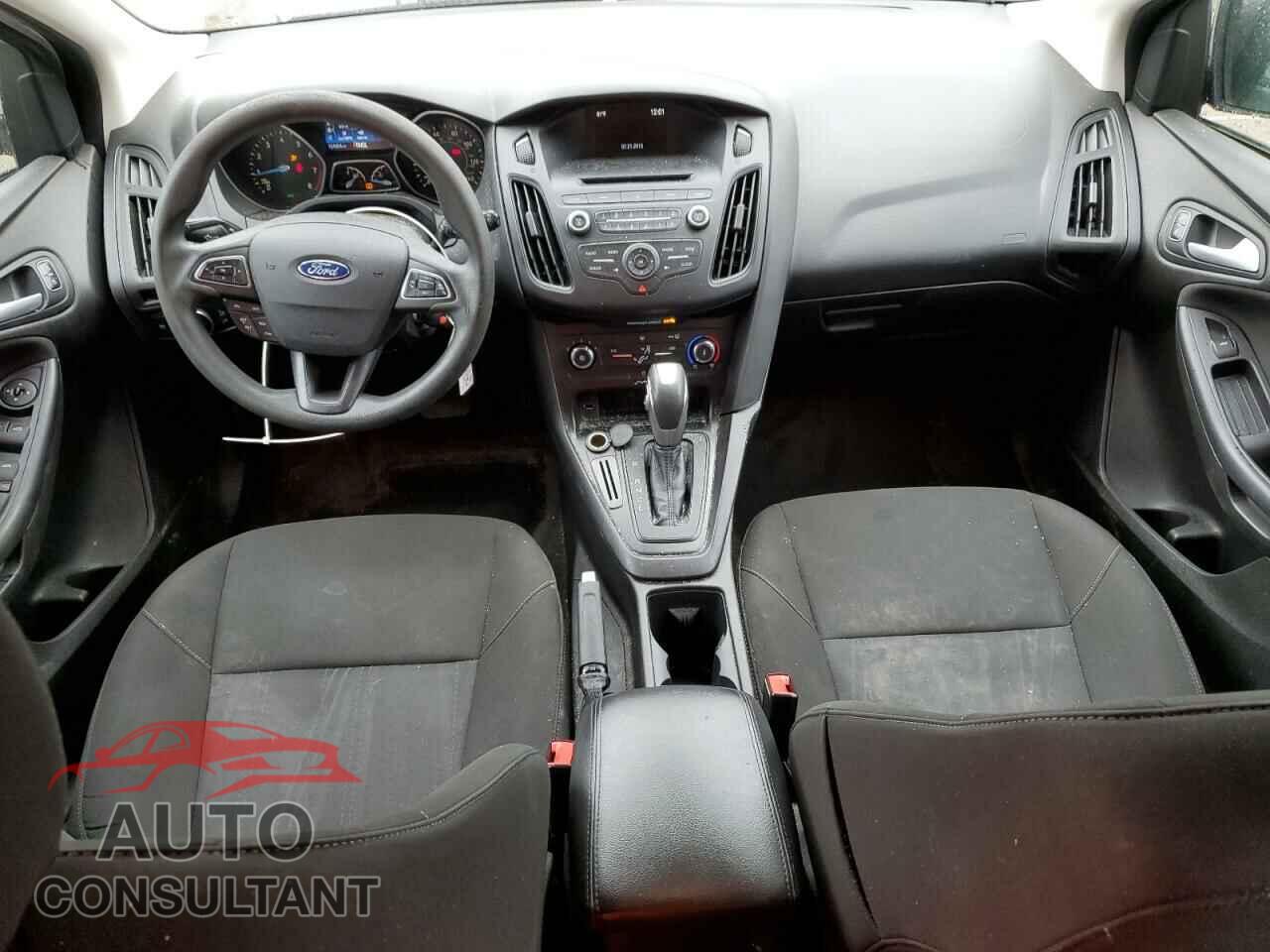FORD FOCUS 2015 - 1FADP3K20FL364283