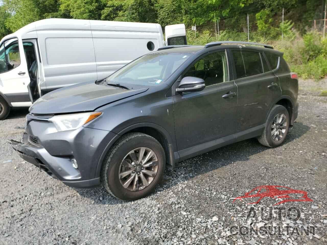 TOYOTA RAV4 2017 - JTMRFREV9HD204119