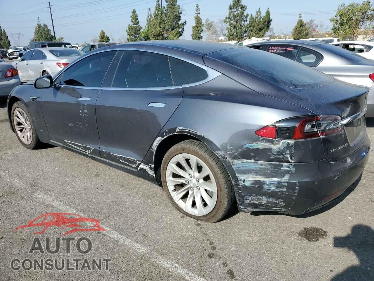 TESLA MODEL S 2018 - 5YJSA1E26JF261898