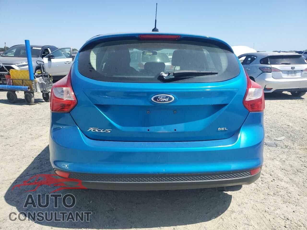 FORD FOCUS 2012 - 1FAHP3M28CL314564