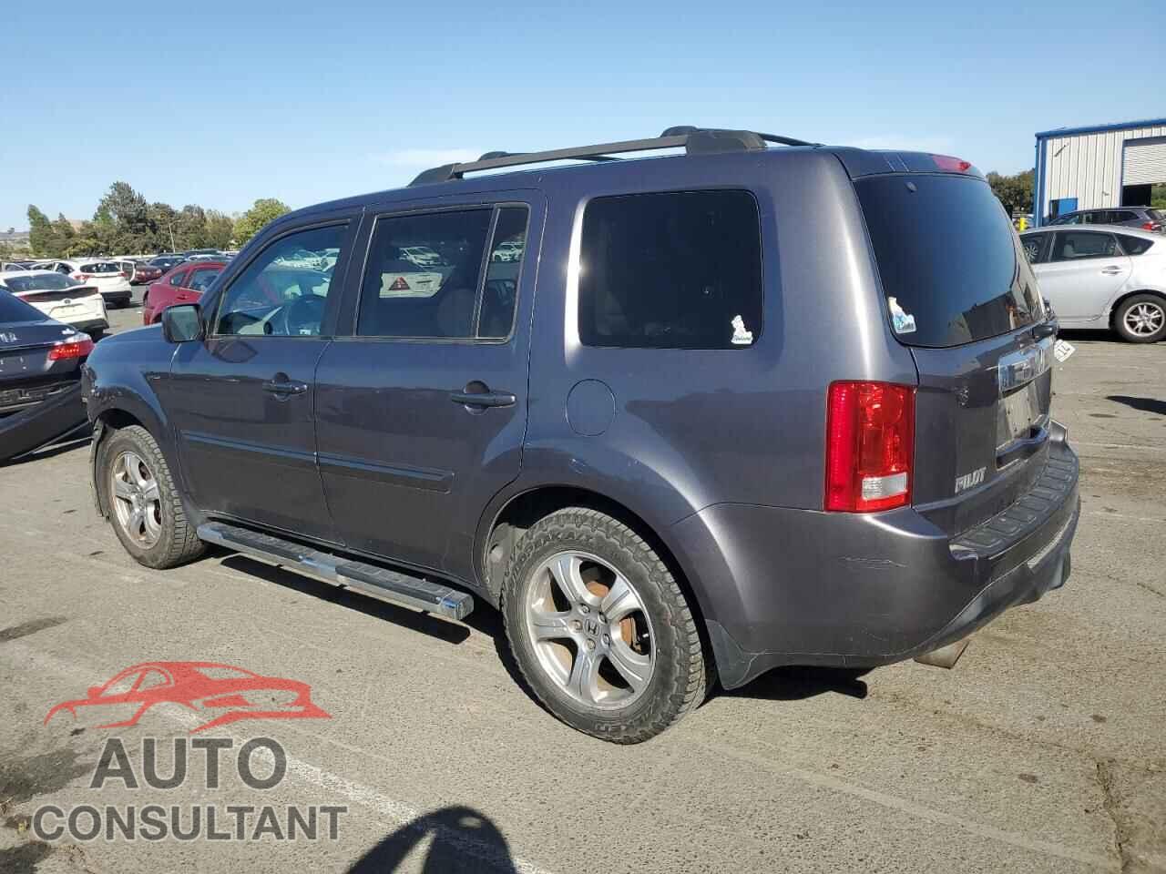 HONDA PILOT 2015 - 5FNYF4H54FB030430