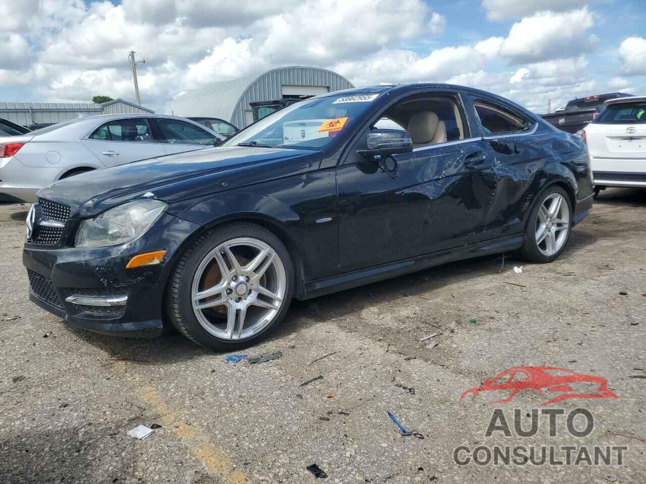 MERCEDES-BENZ C-CLASS 2012 - WDDGJ4HB0CF755536