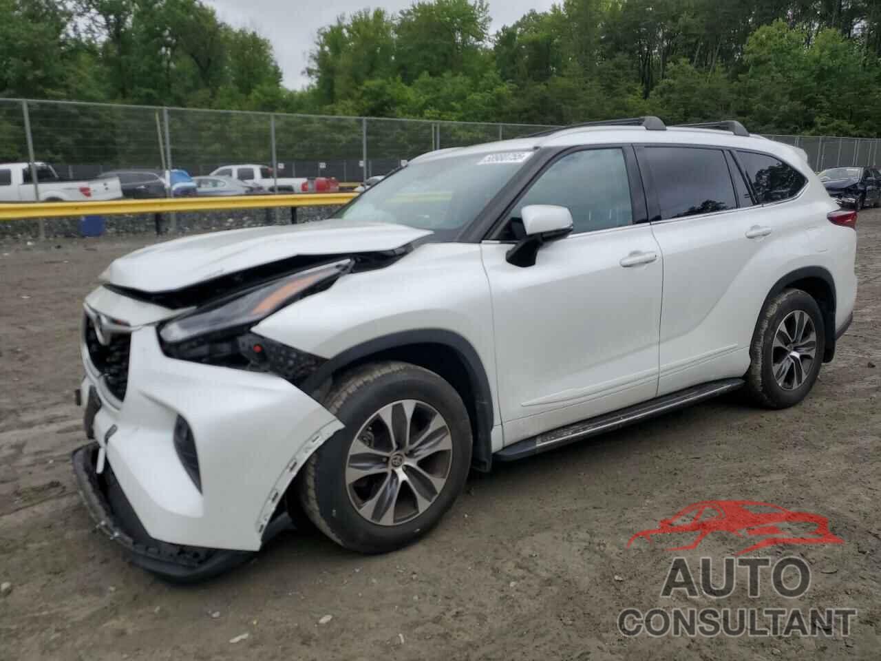 TOYOTA HIGHLANDER 2022 - 5TDGZRBH9NS564231