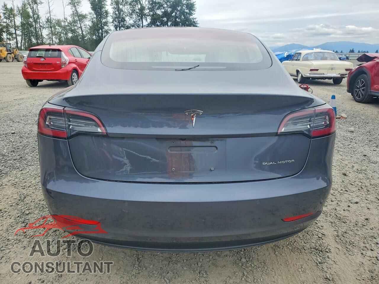 TESLA MODEL 3 2018 - 5YJ3E1EB0JF183935