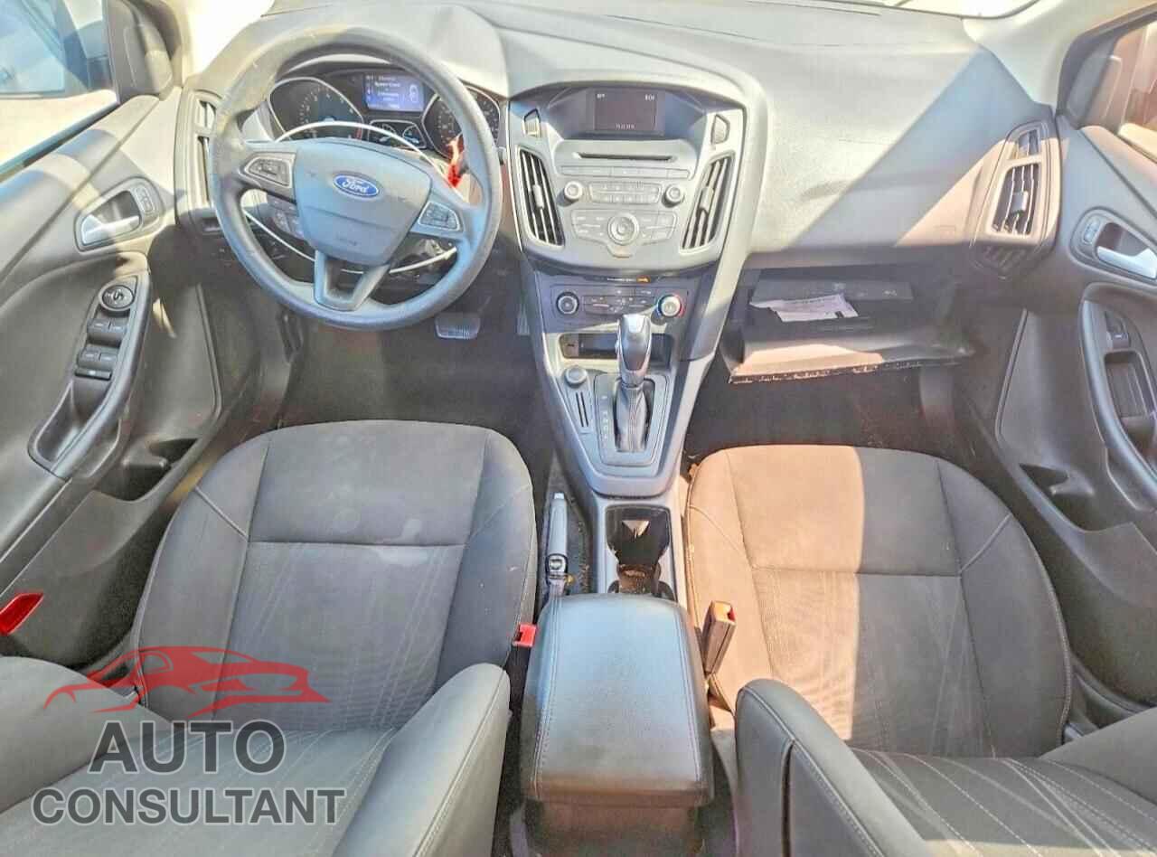 FORD FOCUS 2015 - 1FADP3F23FL340649