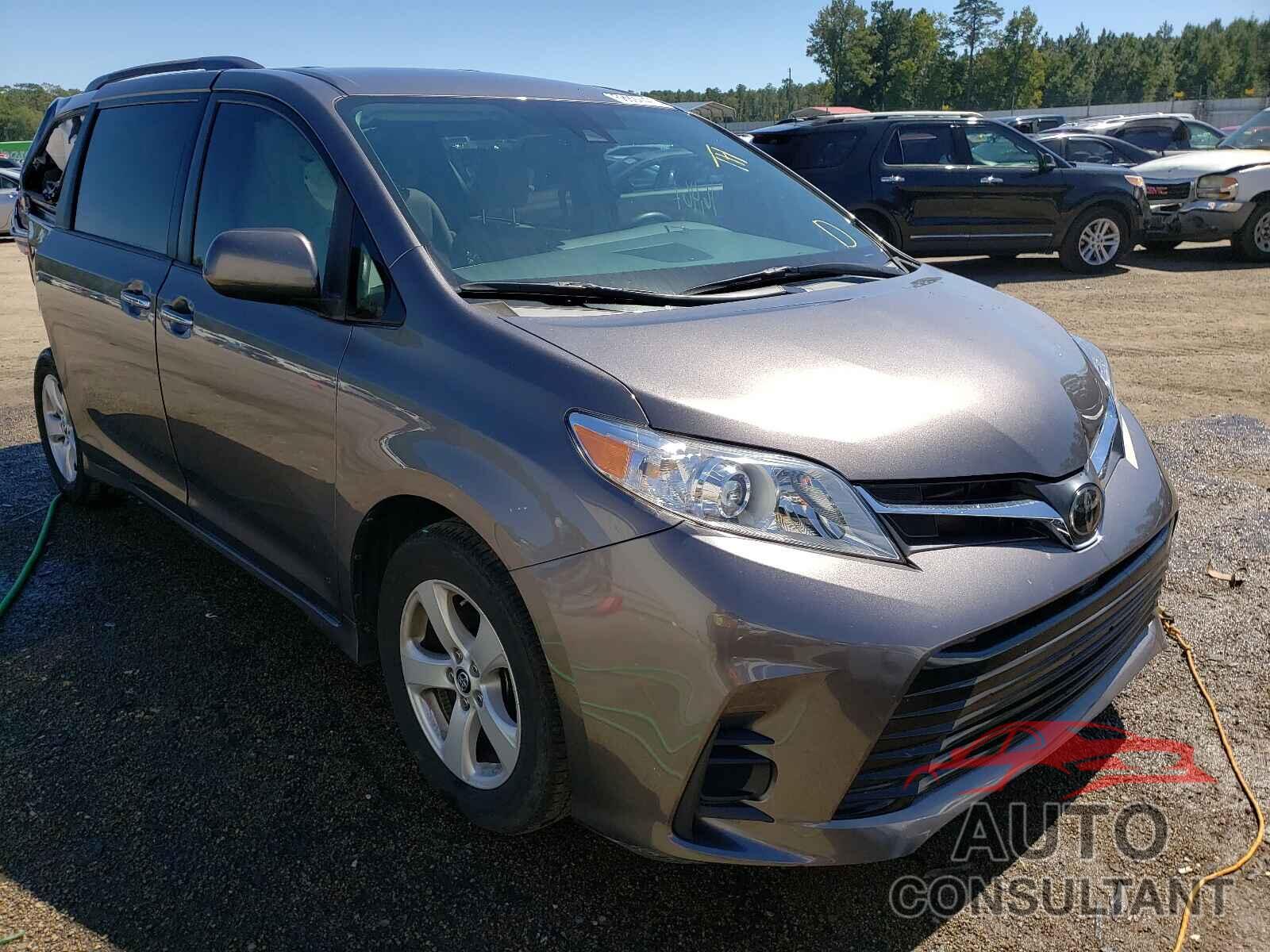 TOYOTA SIENNA 2019 - 5TDKZ3DC1KS967608