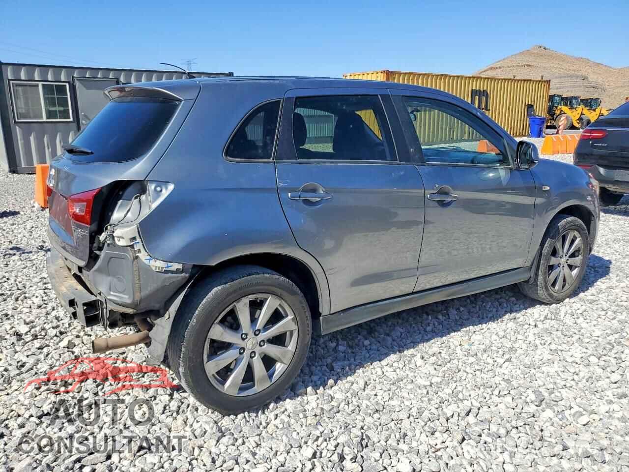 MITSUBISHI OUTLANDER 2013 - 4A4AP3AU7DE019729