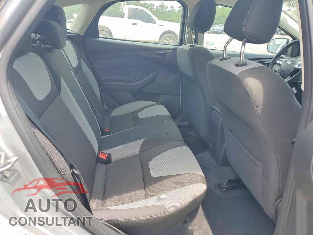 FORD FOCUS 2012 - 1FAHP3K21CL232811