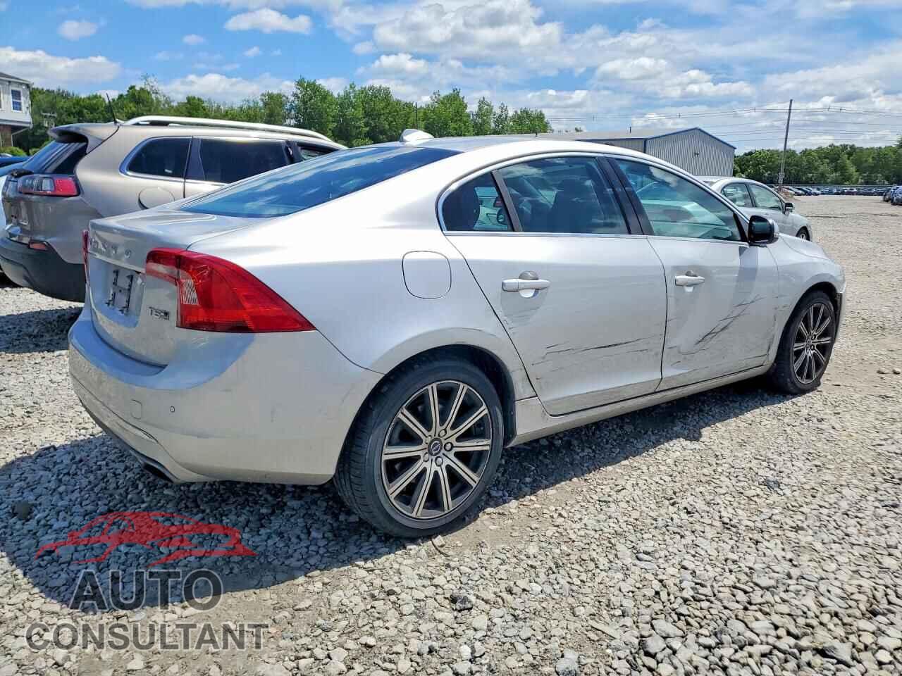 VOLVO S60 2017 - LYV402TK1HB139966