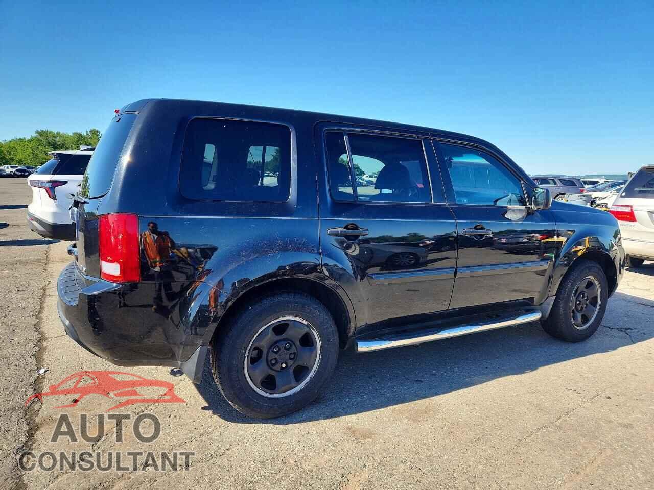 HONDA PILOT 2011 - 5FNYF4H20BB014435