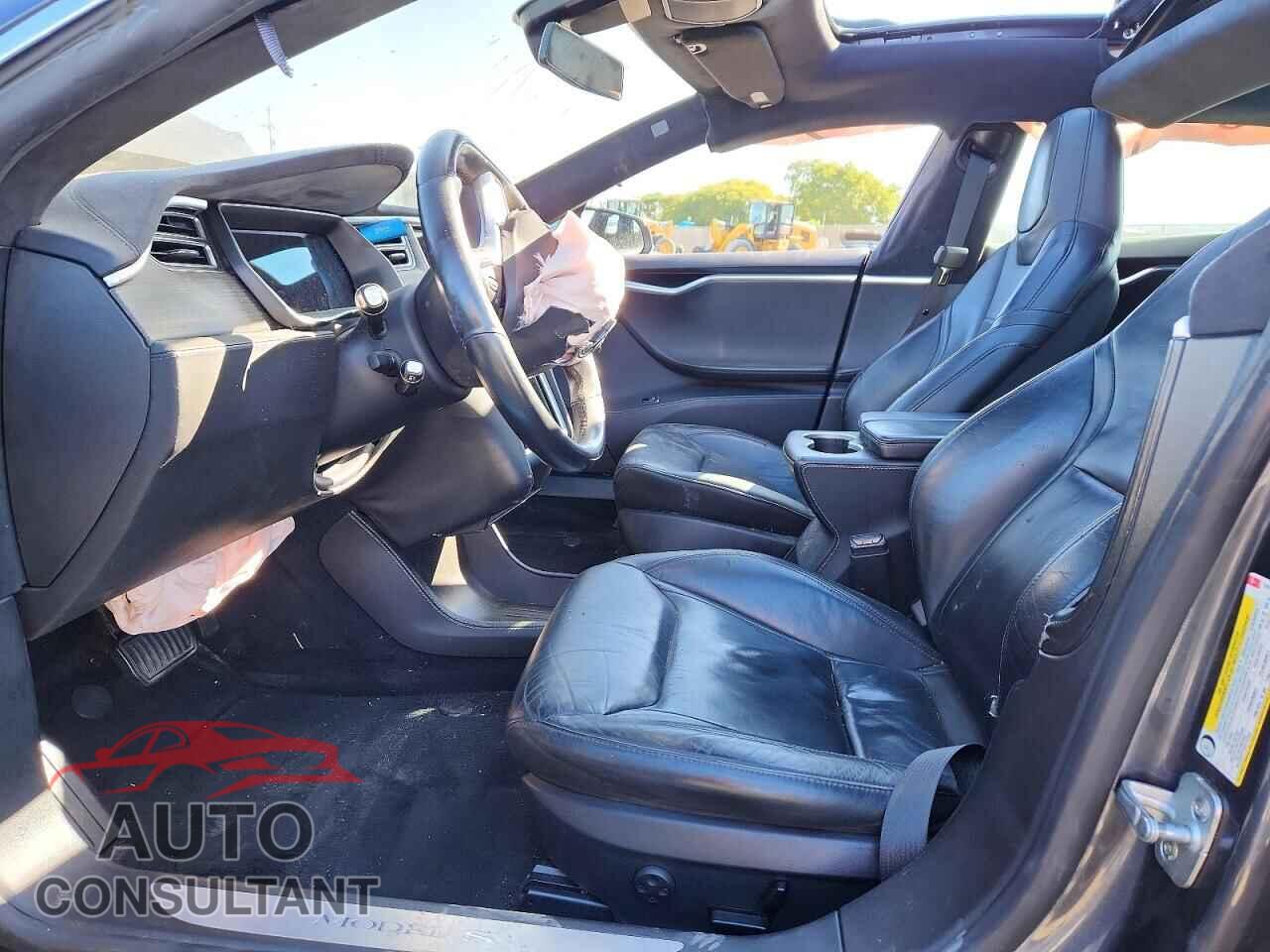 TESLA MODEL S 2015 - 5YJSA1E25FF119128