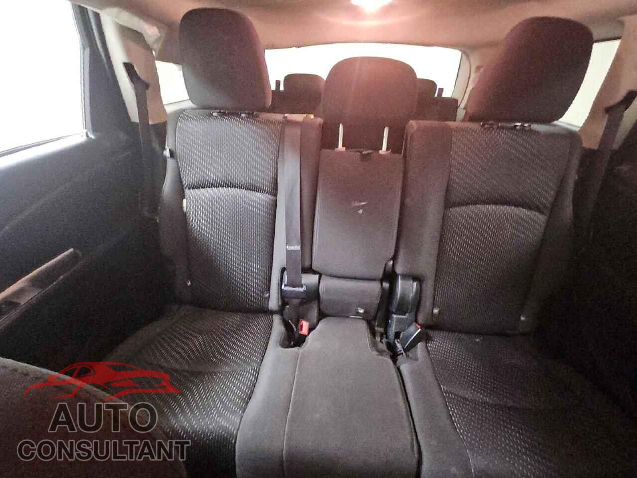 DODGE JOURNEY 2017 - 3C4PDCBG7HT533332