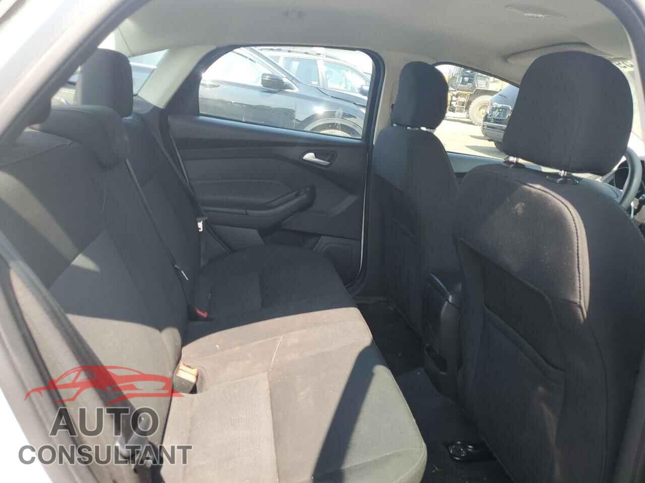 FORD FOCUS 2017 - 1FADP3FE1HL238408