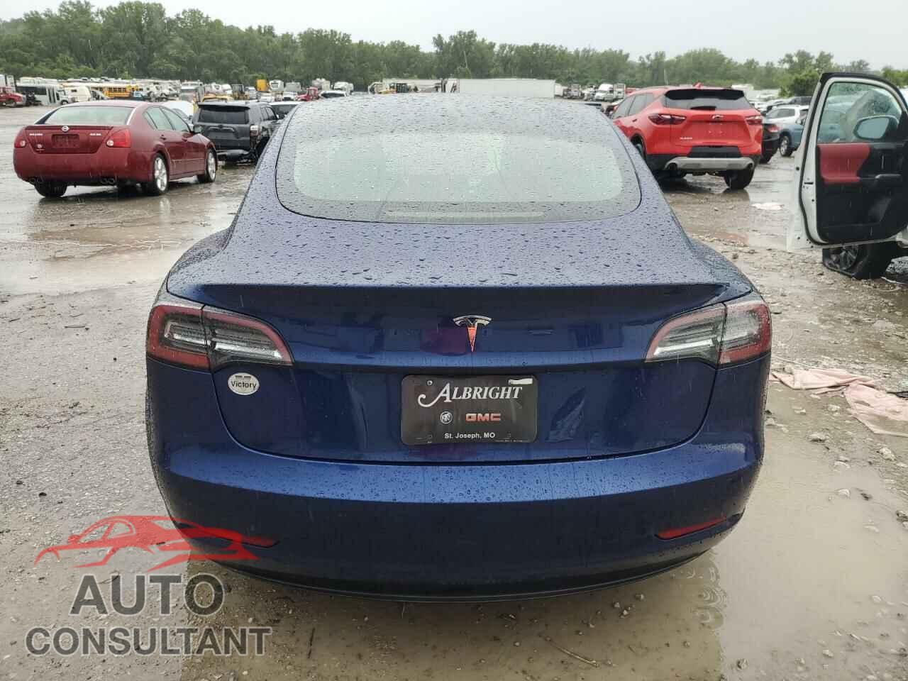 TESLA MODEL 3 2022 - 5YJ3E1EA5NF185452