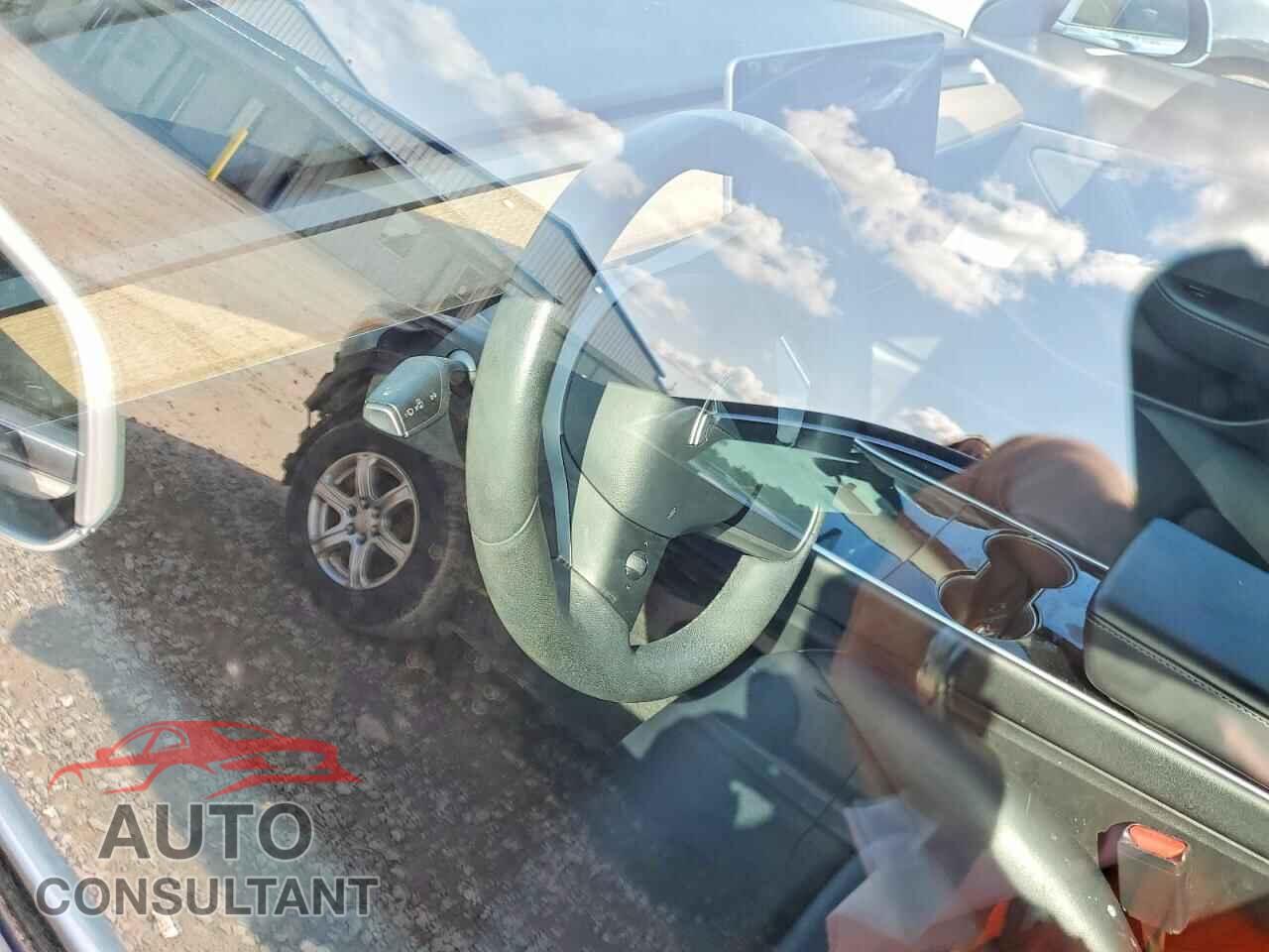 TESLA MODEL 3 2020 - 5YJ3E1EA2LF745022