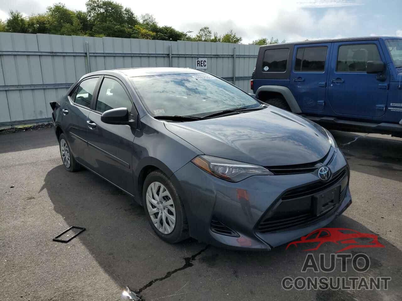 TOYOTA COROLLA 2018 - 2T1BURHE2JC044980