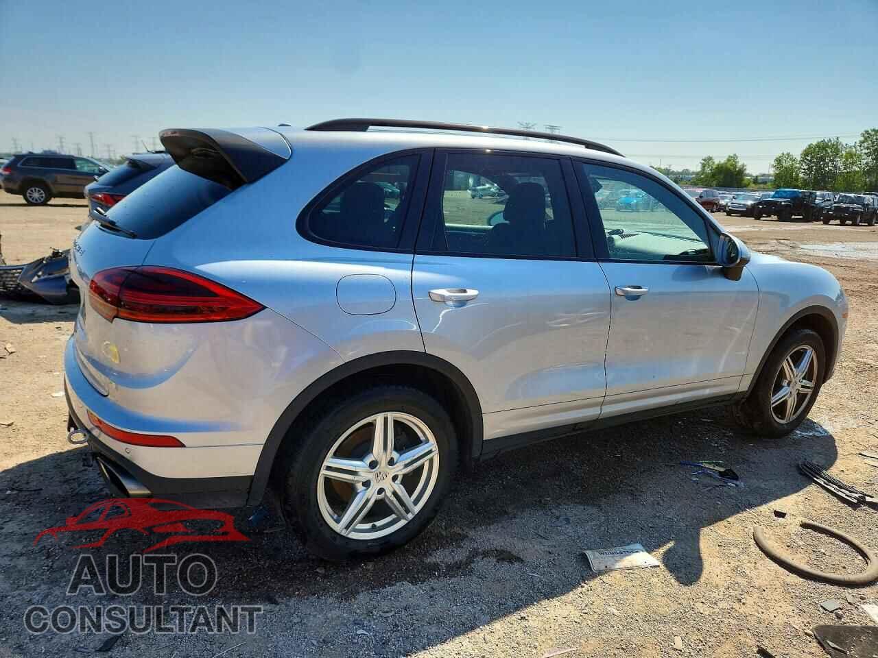 PORSCHE CAYENNE 2016 - WP1AA2A27GLA10898