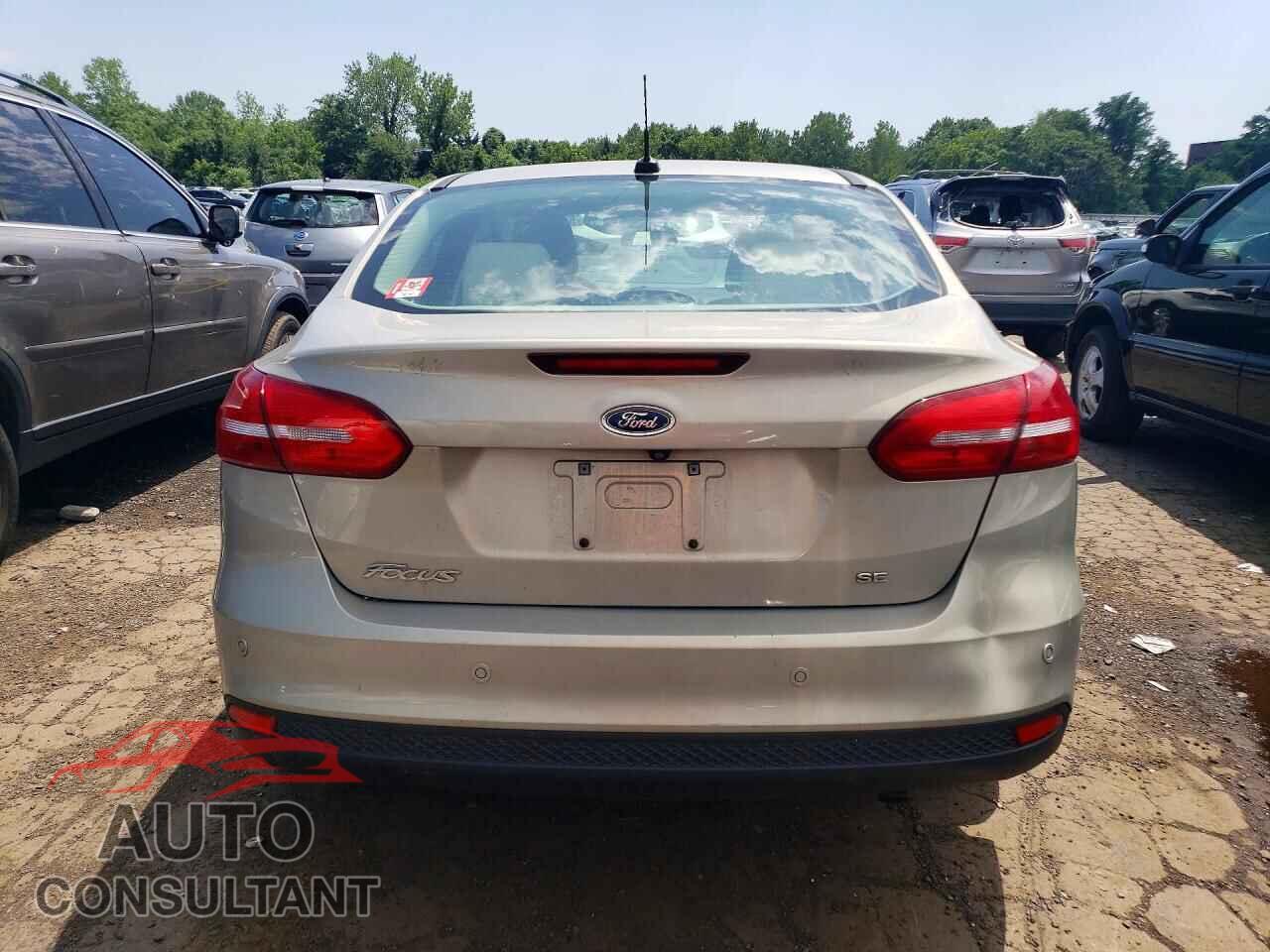 FORD FOCUS 2015 - 1FADP3F27FL377865