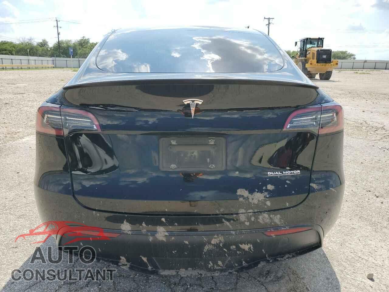 TESLA MODEL Y 2022 - 7SAYGDEF2NF400012