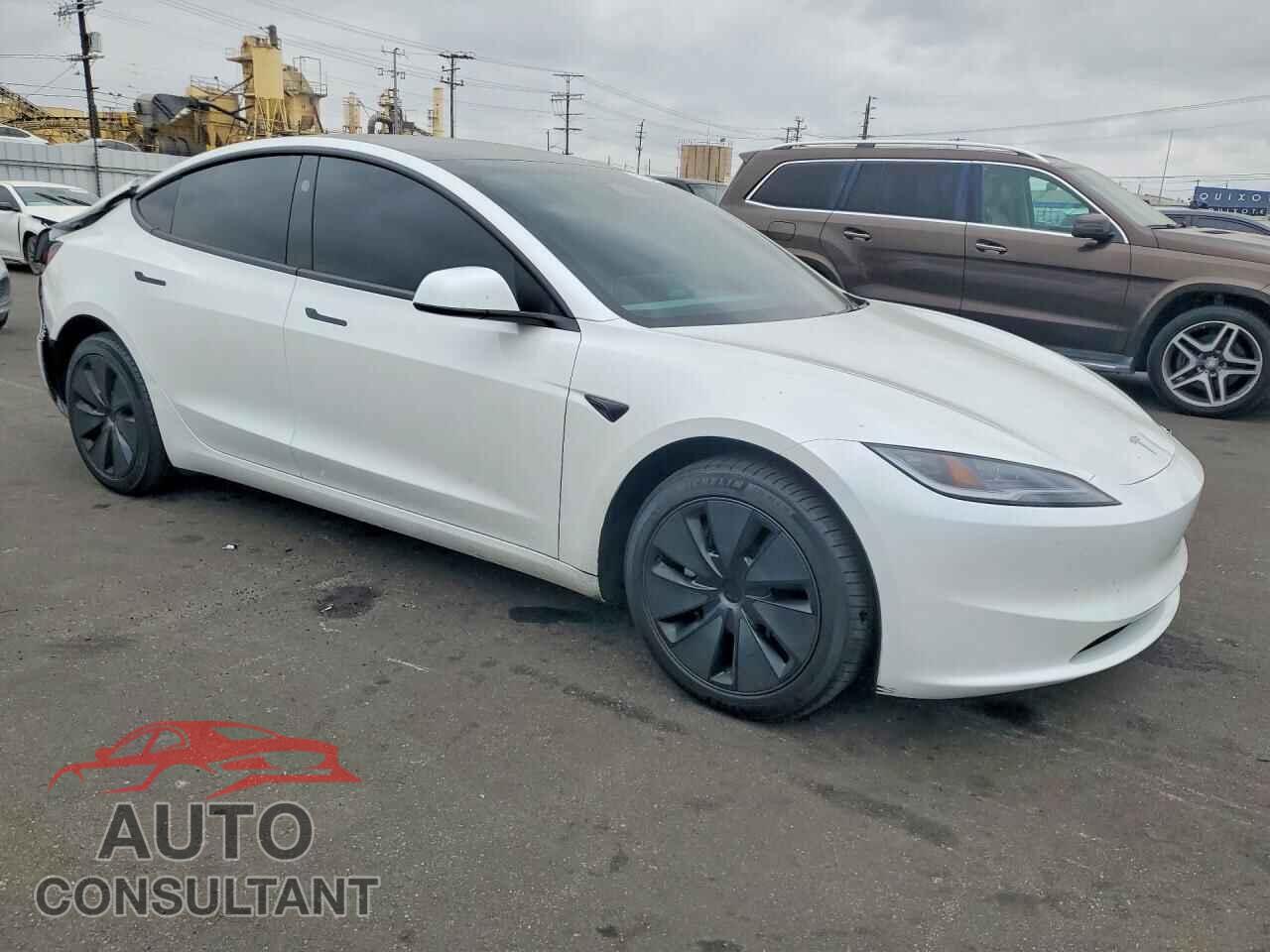 TESLA MODEL 3 2025 - 5YJ3E1EA2SF077012