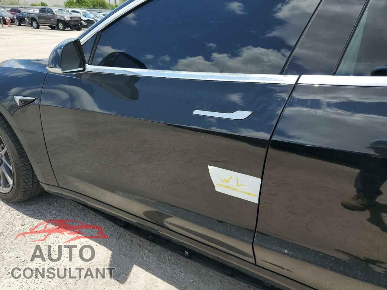 TESLA MODEL 3 2019 - 5YJ3E1EA8KF296301