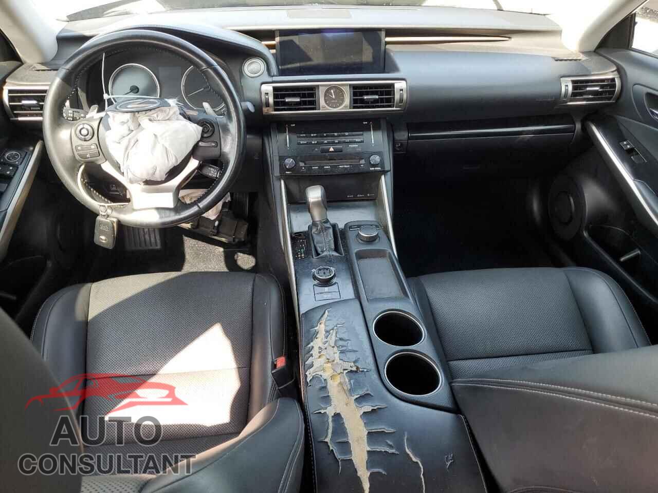 LEXUS IS 2014 - JTHBF1D24E5033021