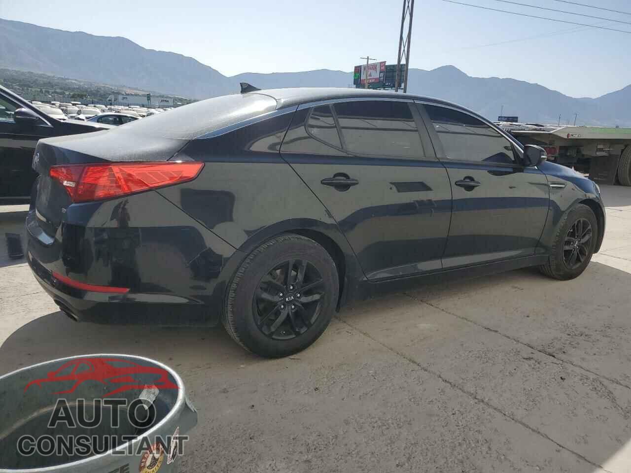 KIA OPTIMA 2011 - KNAGM4A79B5144185