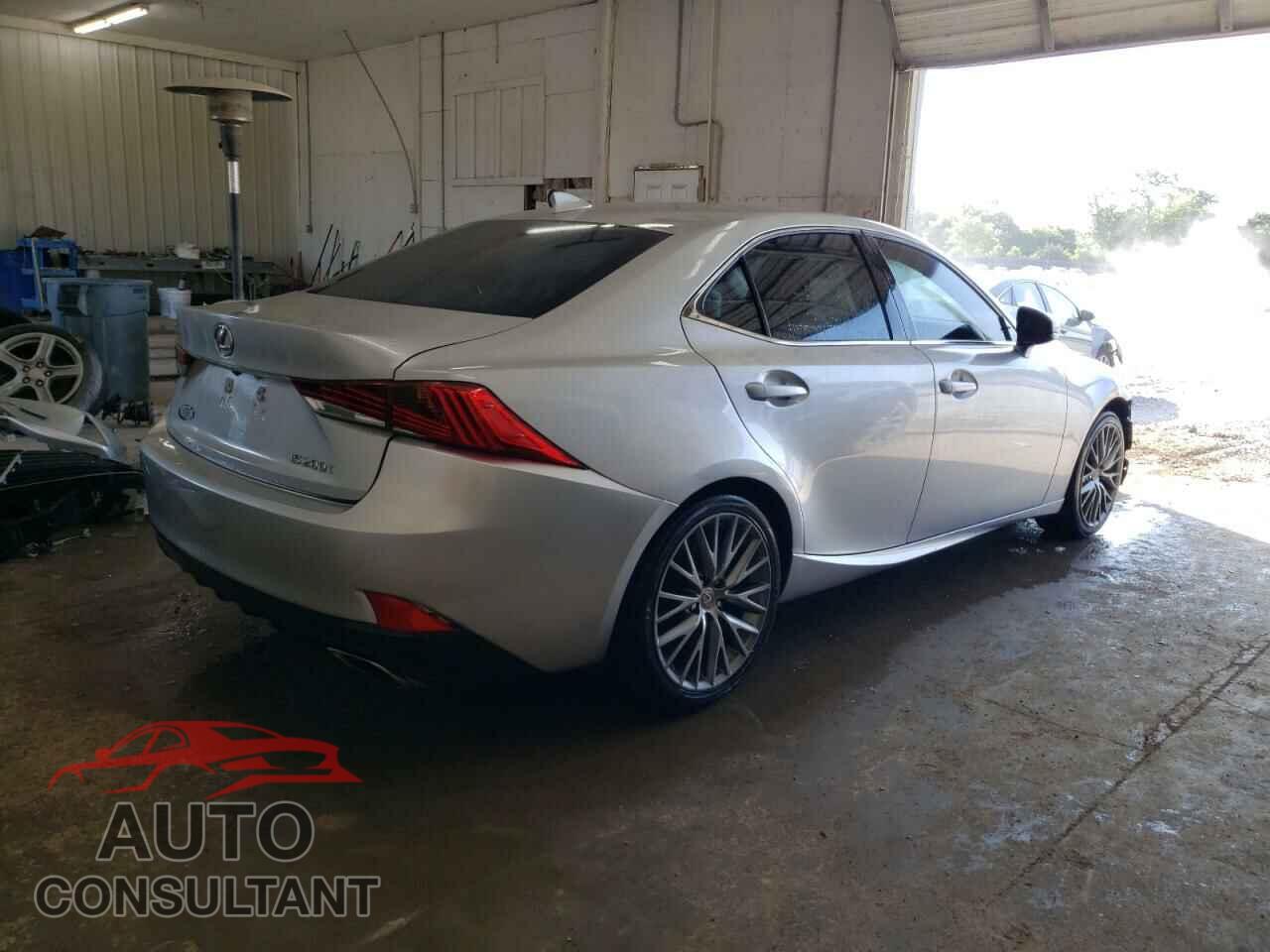 LEXUS IS 2017 - JTHBA1D21H5052421