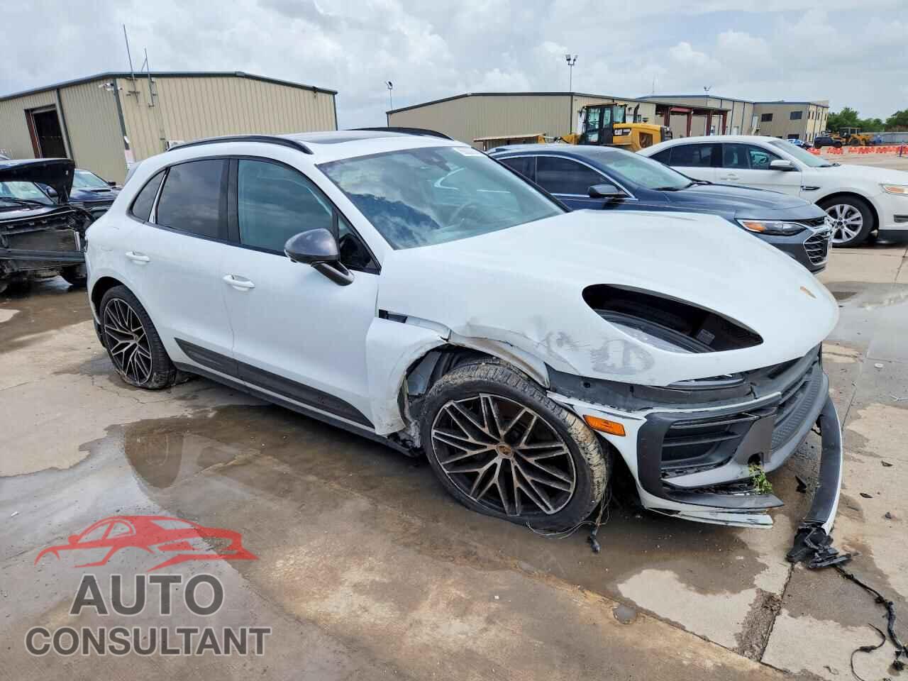 PORSCHE MACAN 2024 - WP1AA2A50RLB04473
