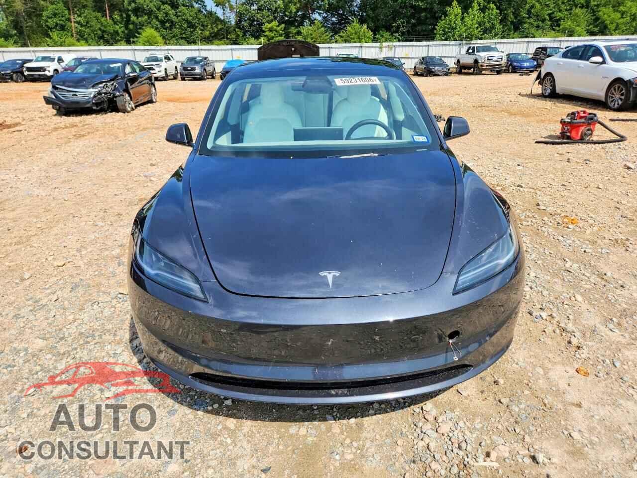 TESLA MODEL 3 2024 - 5YJ3E1EB2RF810050