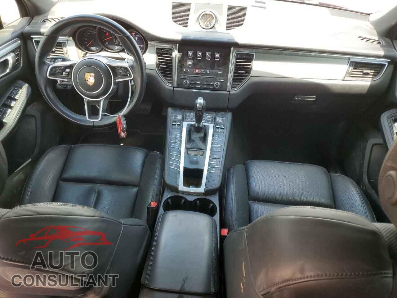 PORSCHE MACAN 2018 - WP1AG2A51JLB64250