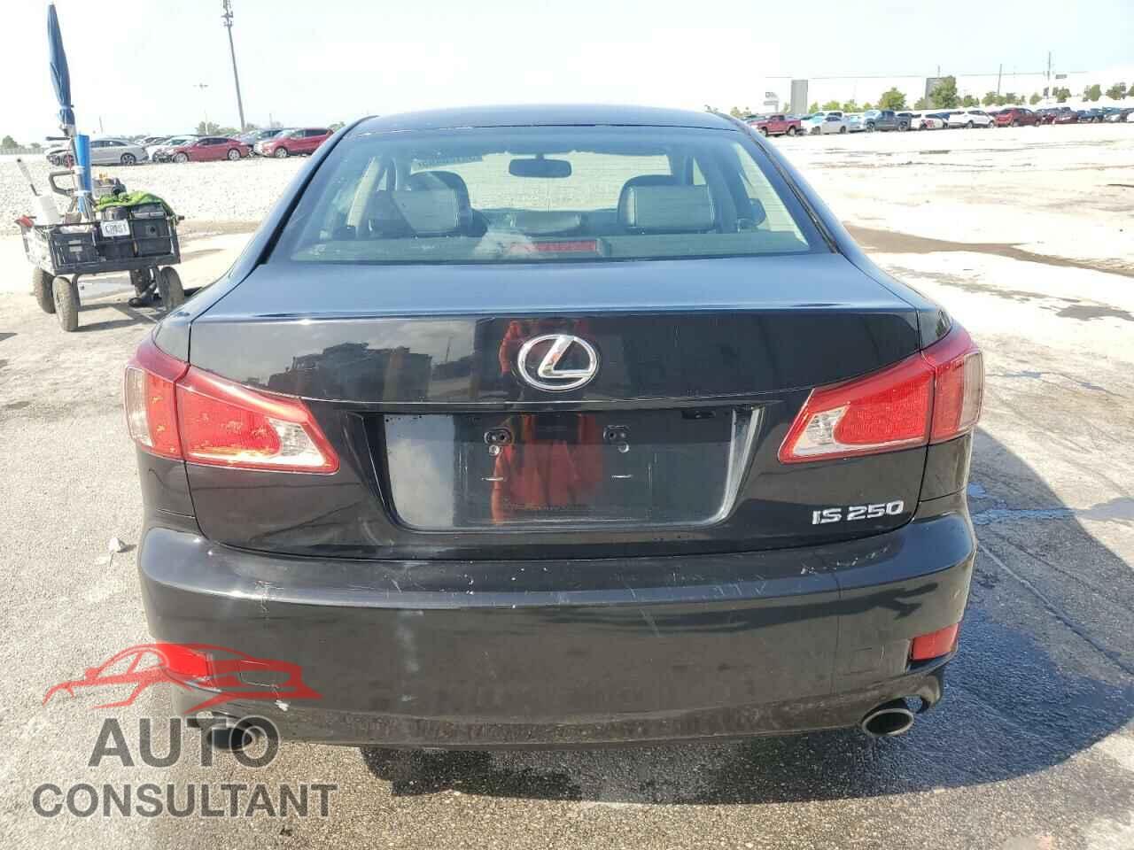 LEXUS IS 2012 - JTHBF5C20C5173749