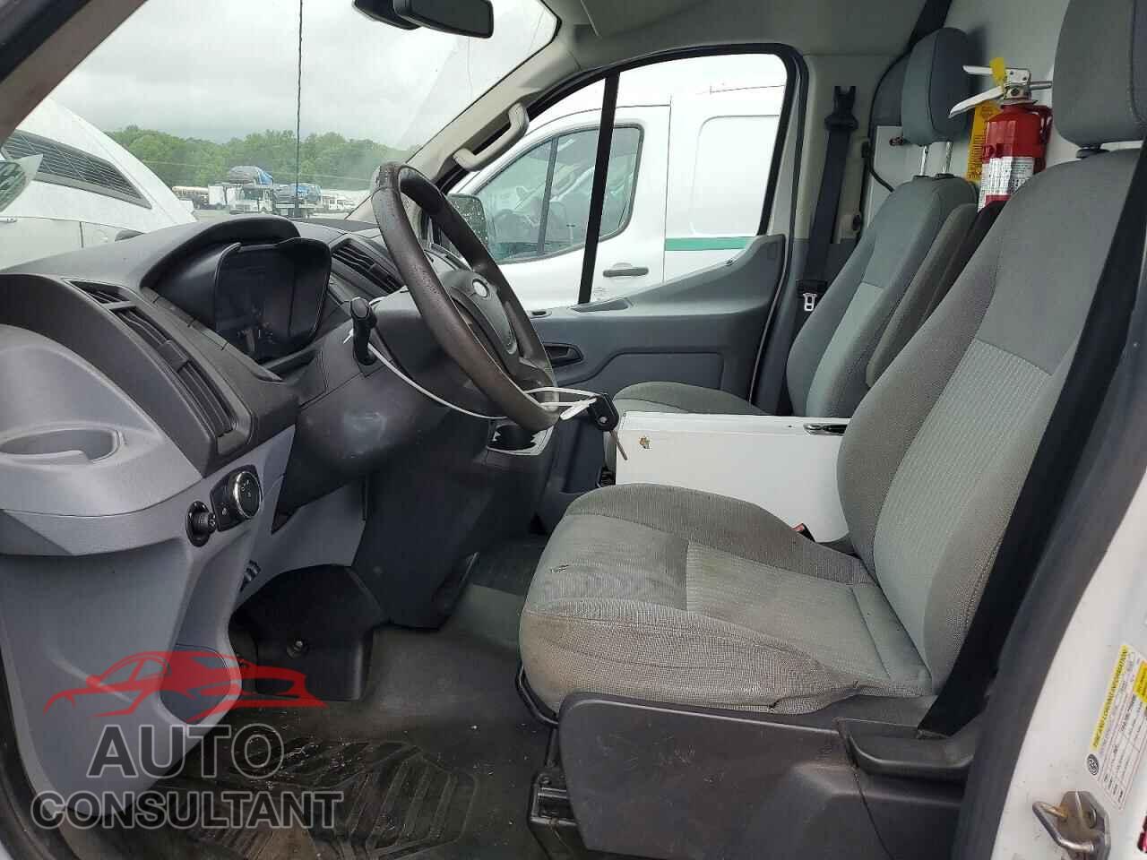 FORD TRANSIT 2015 - 1FTNE1ZM9FKA33076