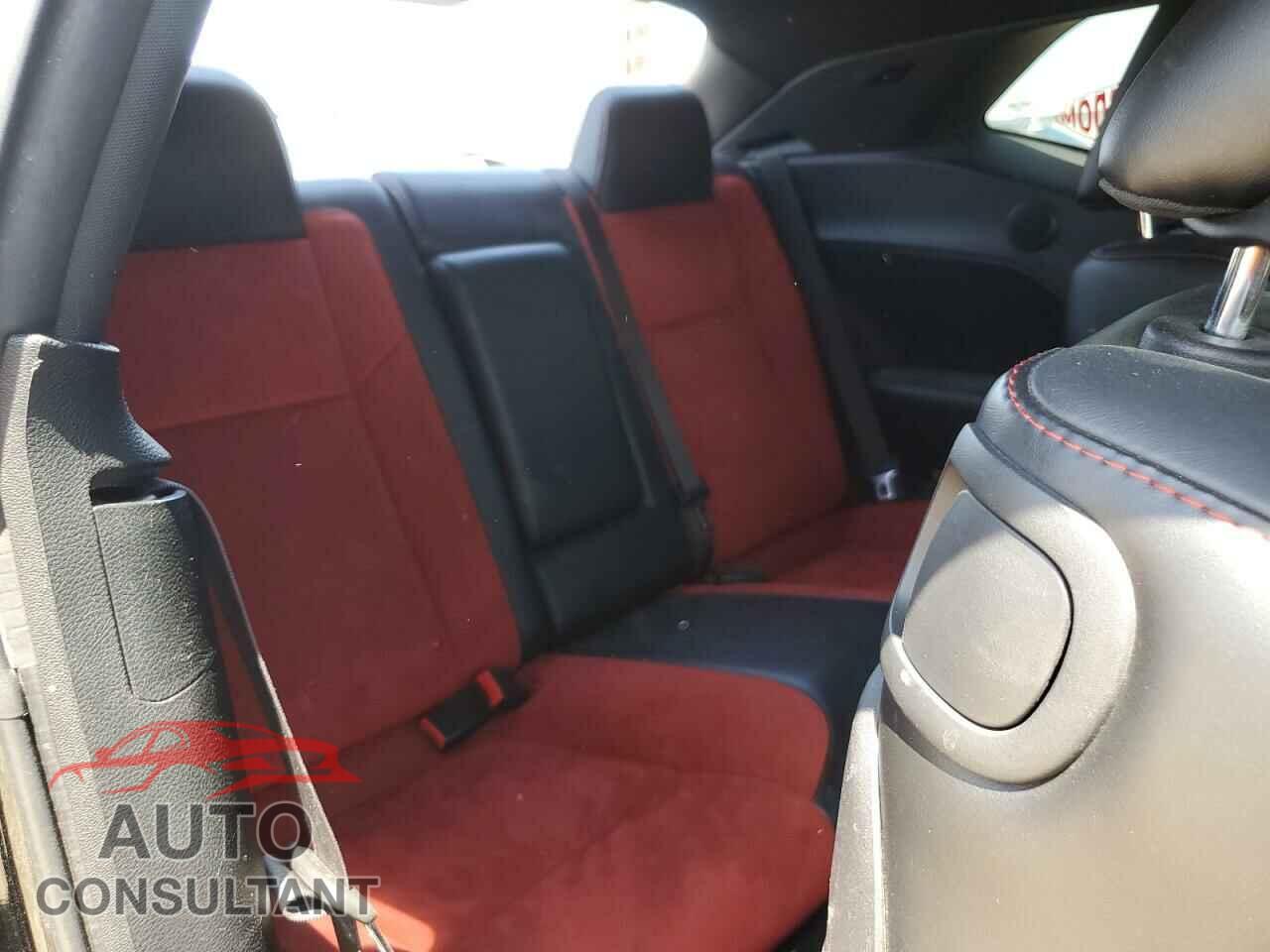 DODGE CHALLENGER 2017 - 2C3CDZGG6HH652173